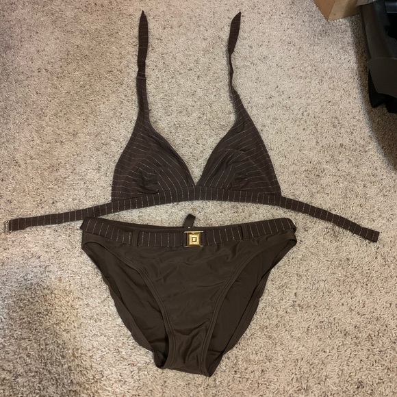 ❗️FREE - Great swimming suit❗️👙 - Picture 1 of 8